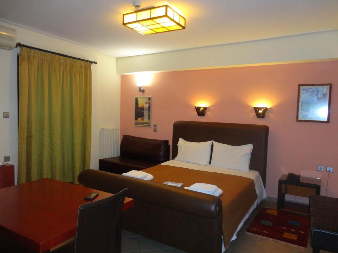 Lirio Guest House Makrakómi Eksteriør billede