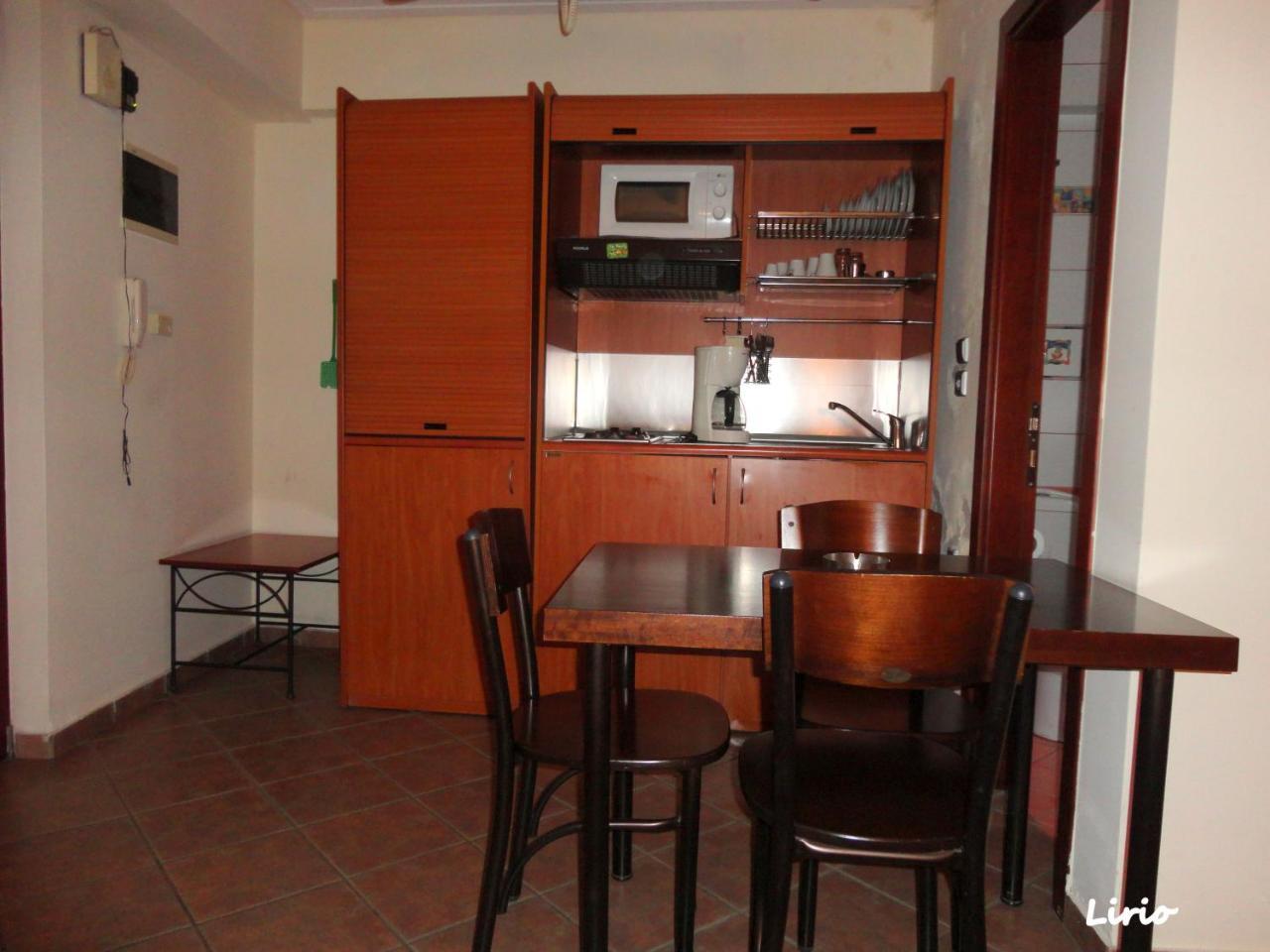 Lirio Guest House Makrakómi Eksteriør billede