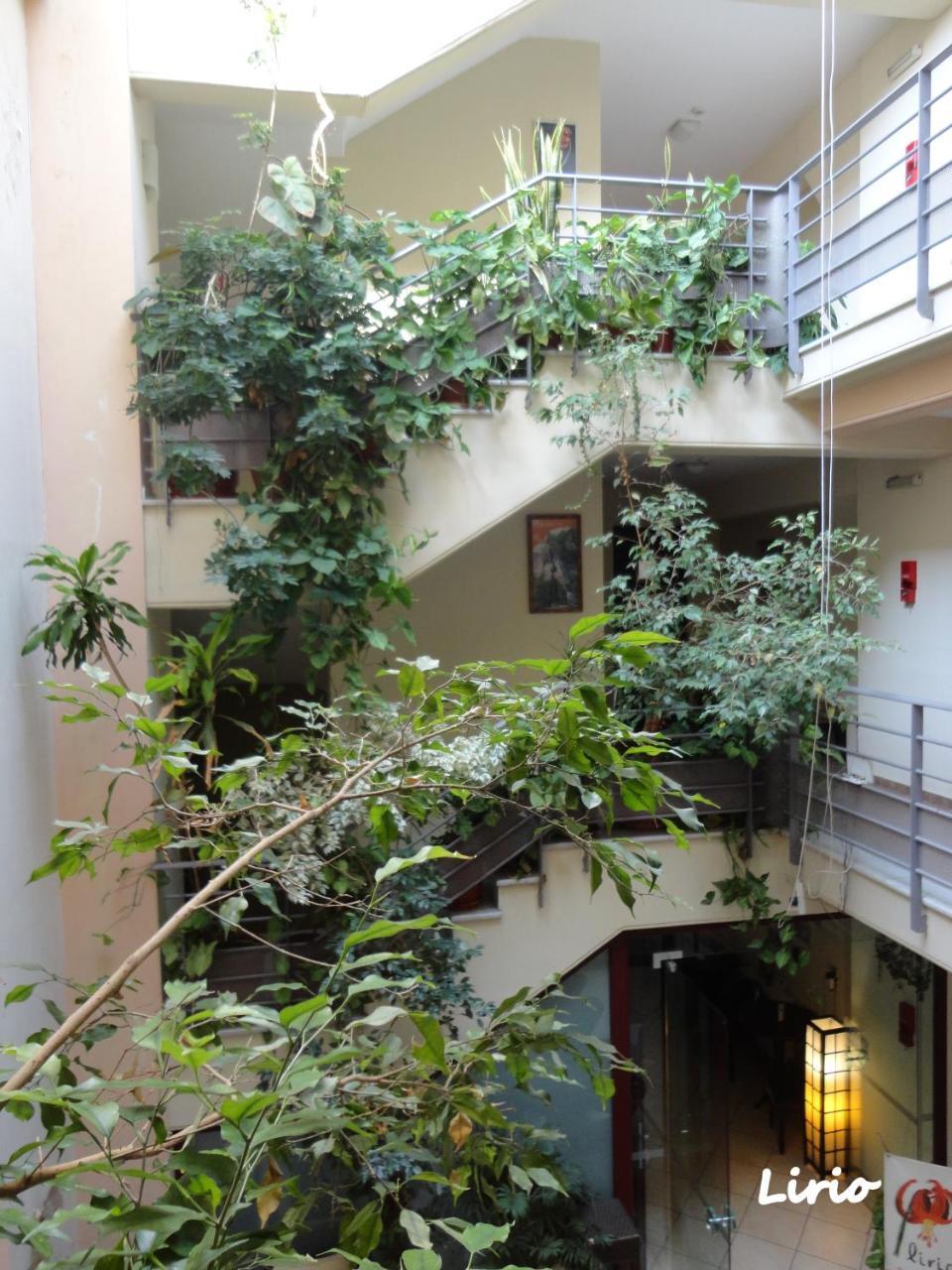 Lirio Guest House Makrakómi Eksteriør billede